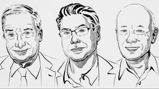 De izquierda a derecha: Joel Mokyr, Philippe Aghion y Peter Howitt, Premio Nobel de Economía 2025. Premios Nobel