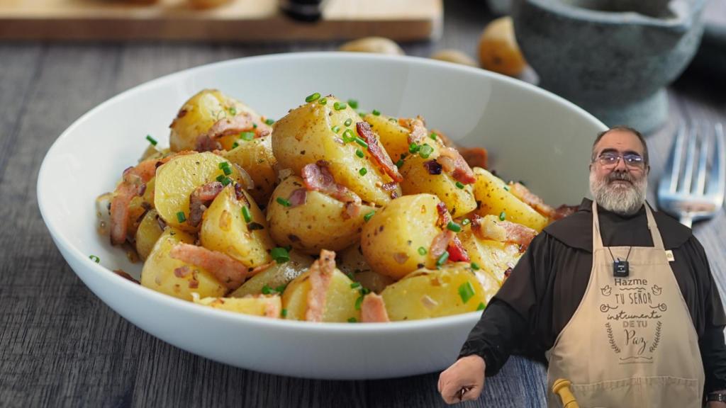 Fray Ángel, el fraile cocinero y 'youtuber', en un montaje de El Español