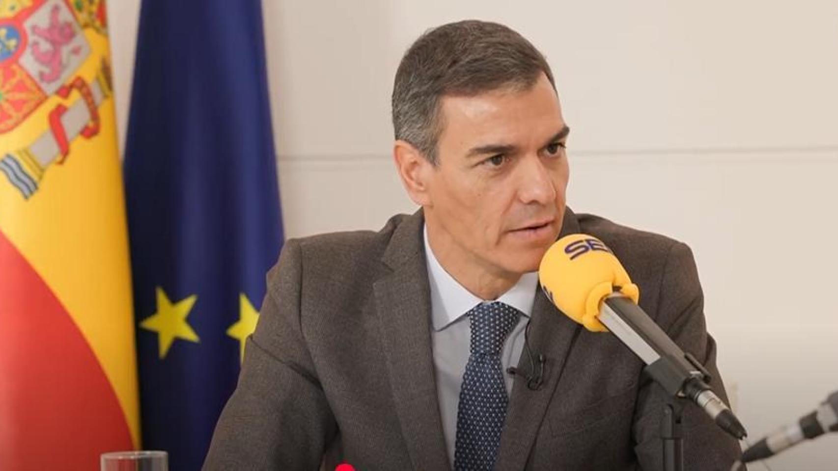 El presidente del Gobierno, Pedro Sánchez, este martes durante la entrevista en la Cadena SER.