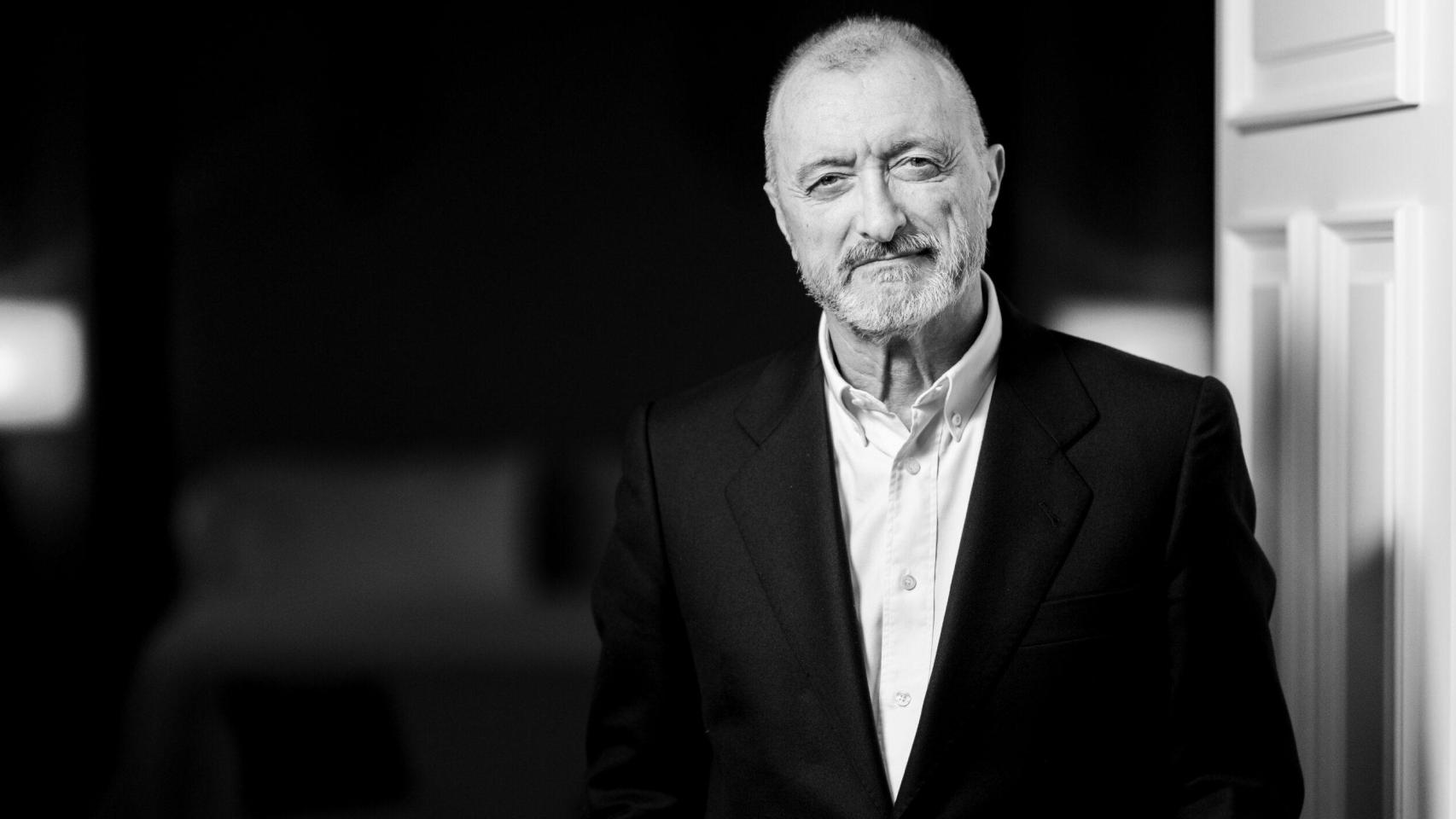 Arturo Pérez-Reverte.