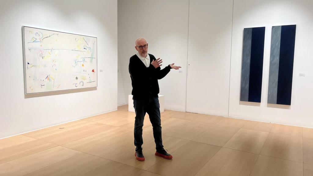 Un instante de la visita guiada.