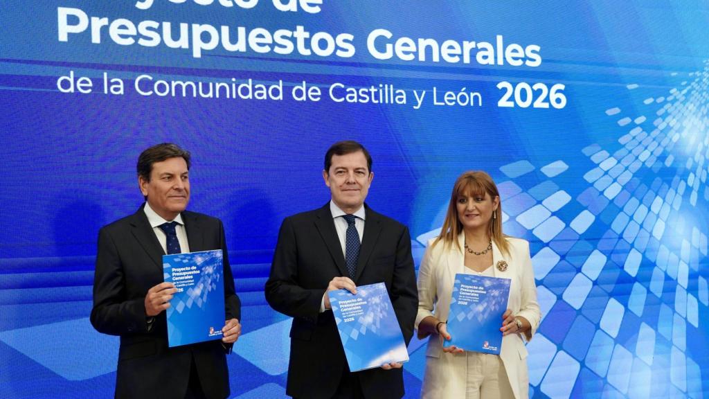 El presidente de la Junta, Alfonso Fernández Mañueco, durante la presentación del proyecto de presupuestos autonómicos para 2026.