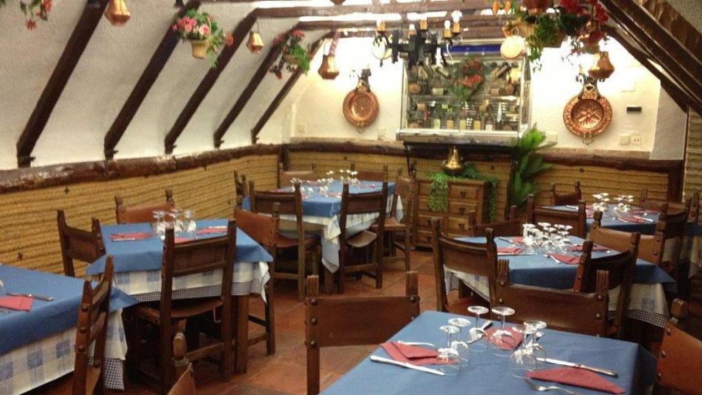 Uno de los salones del Restaurante 'Alex'.