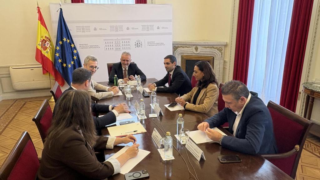 Reunión de UPL con Ángel Víctor Torres