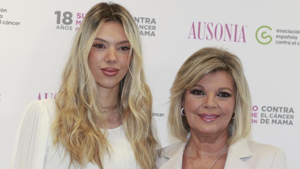 Alejandra Rubio junto a su madre, Teresa Campos.