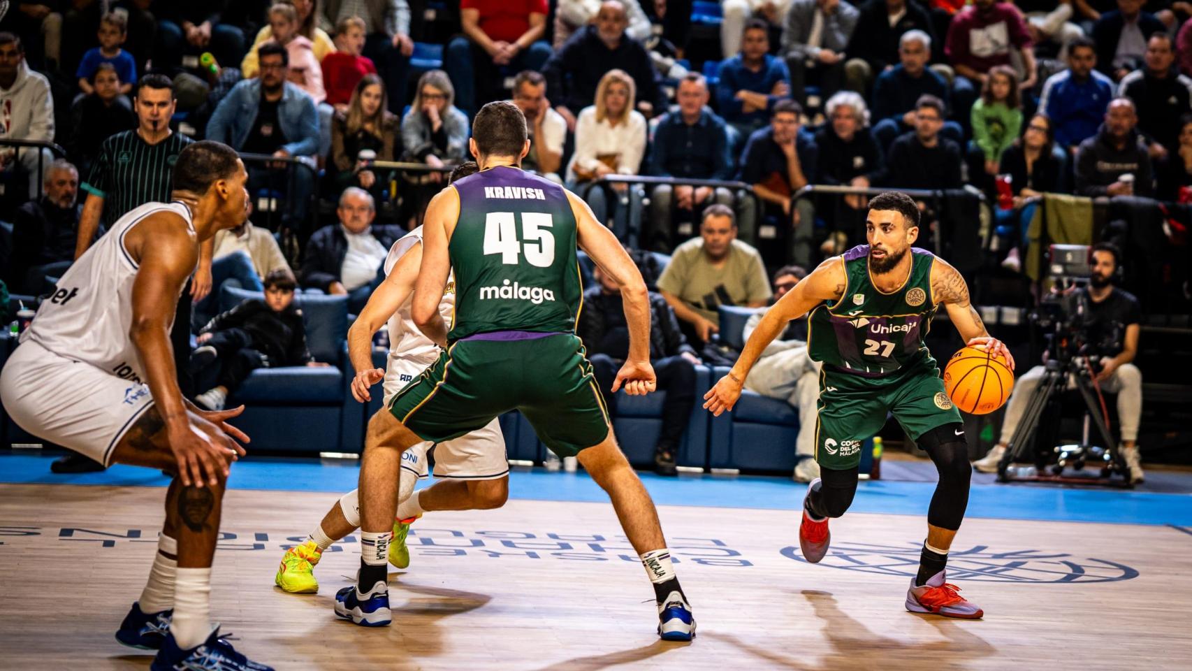 Chris Duarte durante el Karditsa vs. Unicaja de la BCL