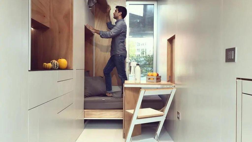 Leonardo di Chiara en su casa móvil.