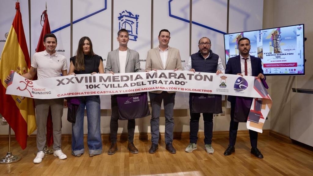 Presentación de la XXVIII Media Maratón y 10K 'Villa del tratado' de Tordesillas en la Diputación de Valladolid