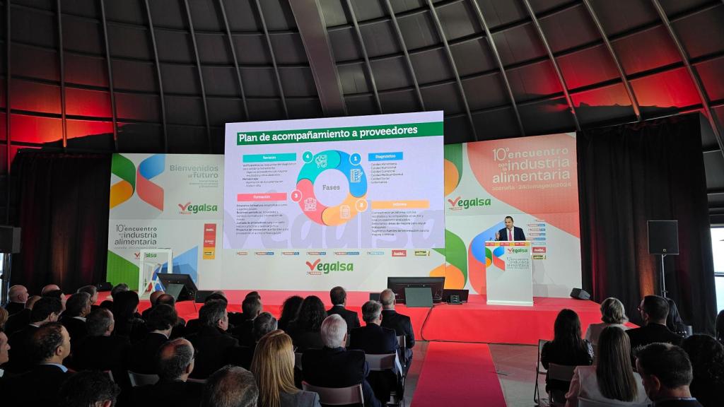 Jorge Eiroa, director de Compras de Vegalsa-Eroski, en el X Encuentro con la Industria Alimentaria celebrado en 2024