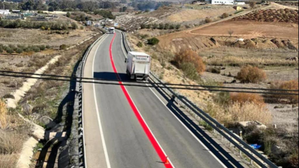 Línea roja continua