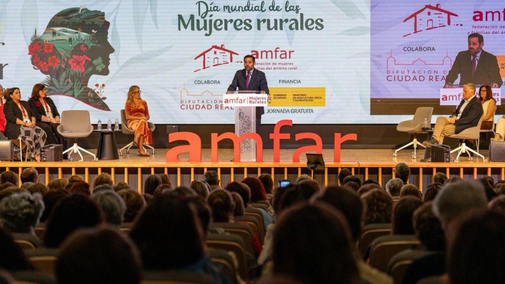 Paco Núñez en el acto de Amfar.