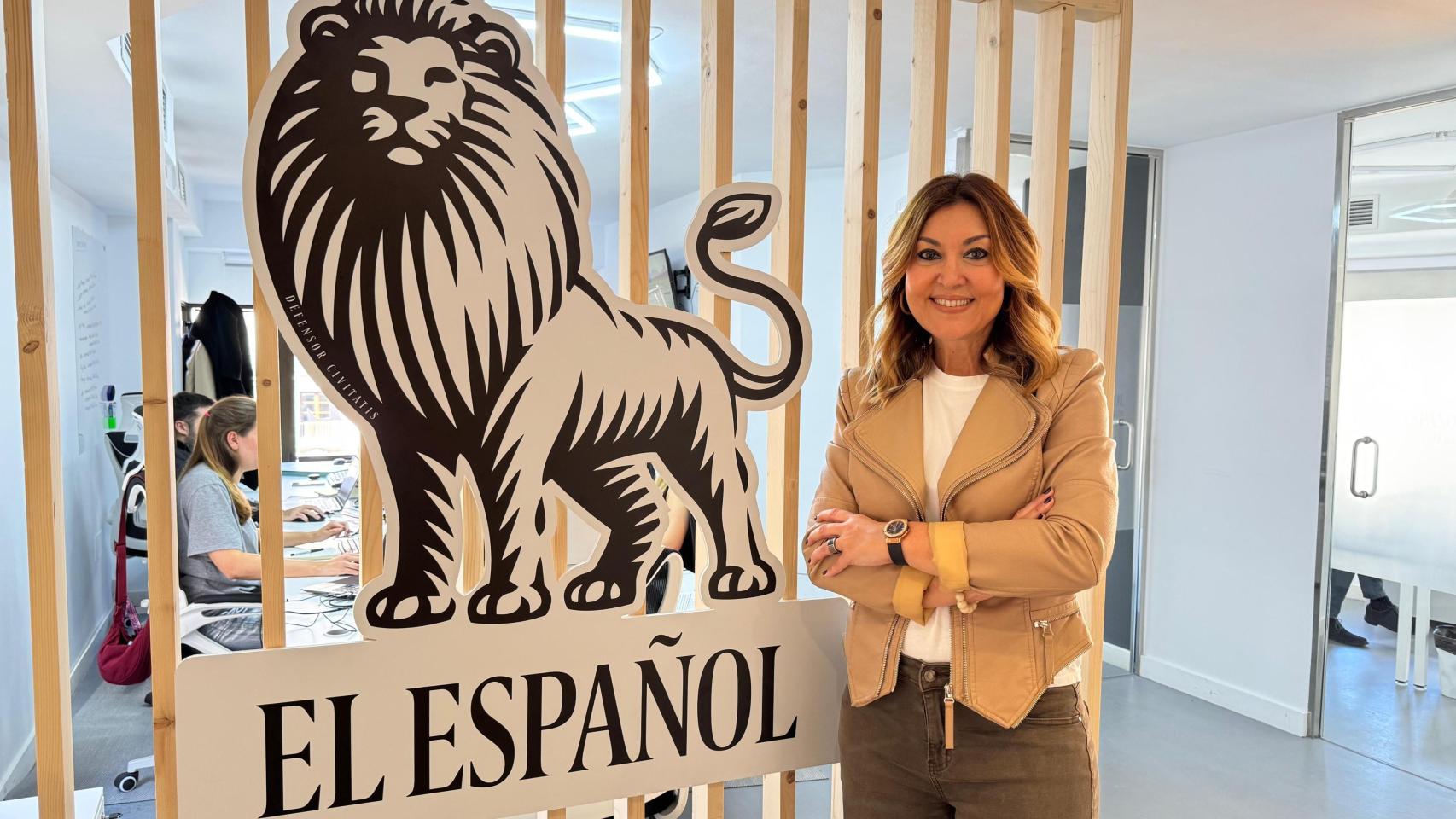 La directora Comercial y de Relaciones Institucionales de EL ESPAÑOL DE ARAGÓN, Susana Cano, en redacción.