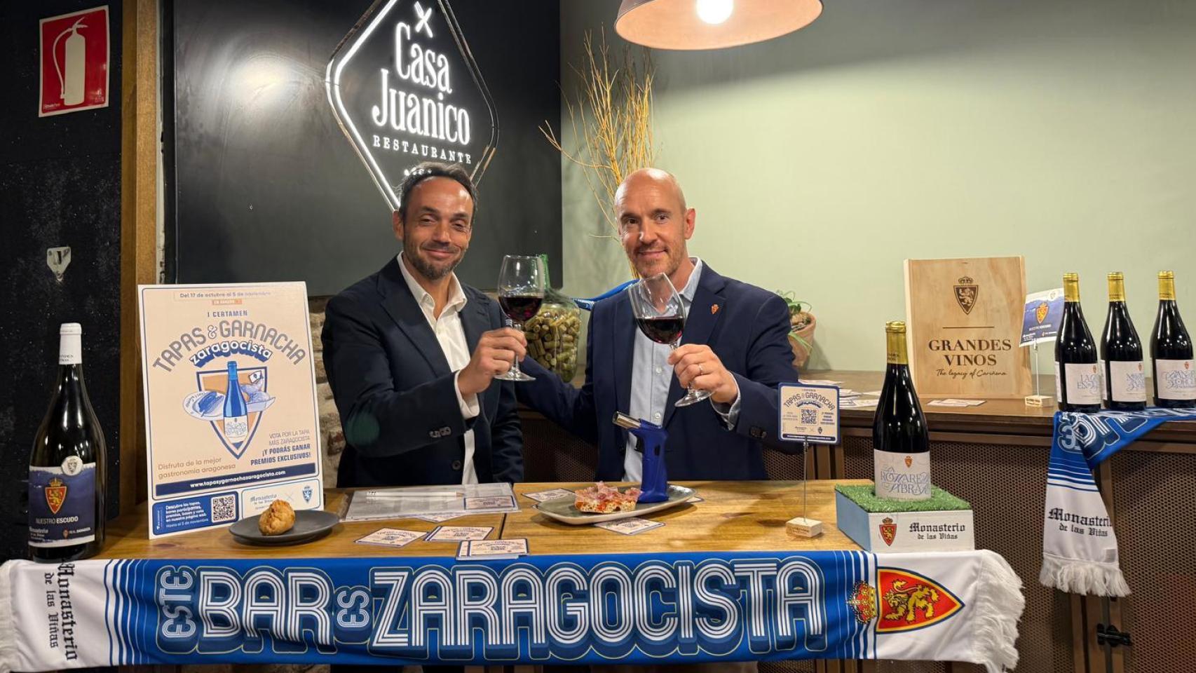 Manuel García y Carlos Arranz en la presentación del I certamen ‘Tapas & Garnacha Zaragocista'.