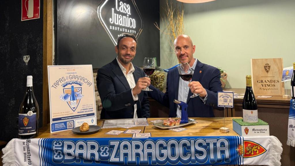 Manuel García y Carlos Arranz en la presentación del I certamen ‘Tapas & Garnacha Zaragocista'.
