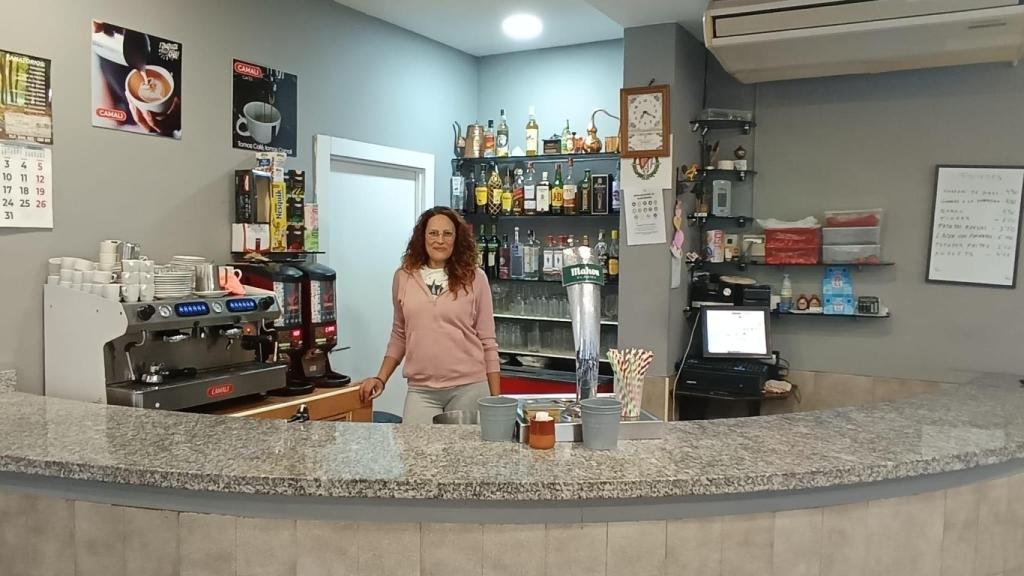 Imagen de Ana Belén en el bar
