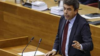 Mazón en la tribuna de Les Corts. Rober Solsona / EP