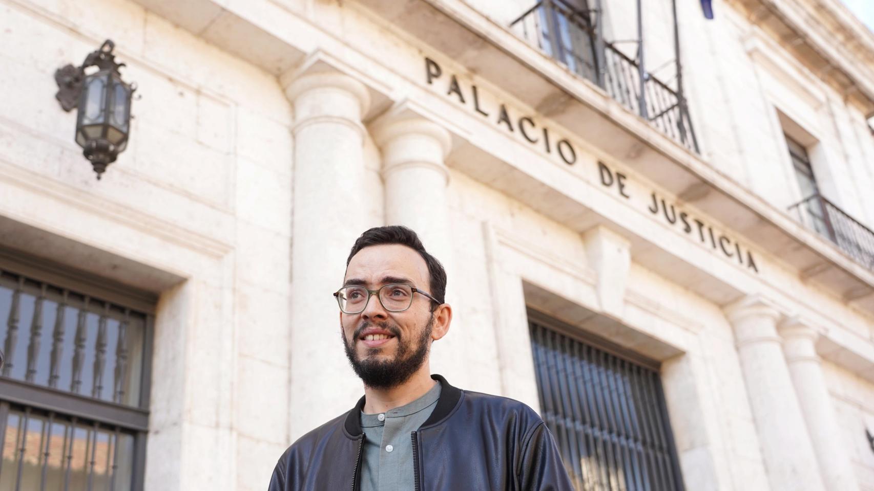 Miguel Ángel Llamas, coordinador de Podemos CyL, este jueves ante la Audiencia Provincial de Valladolid