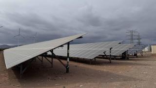 Primera planta solar hibridada con sistema de baterías de litio de Endesa, en Gran Canaria.