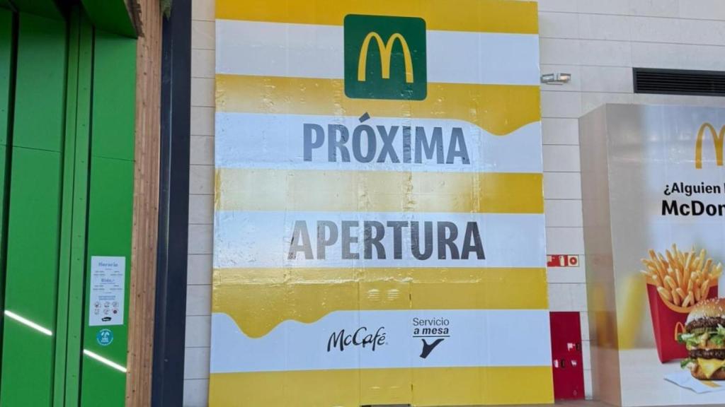 Cartel próxima apertura.