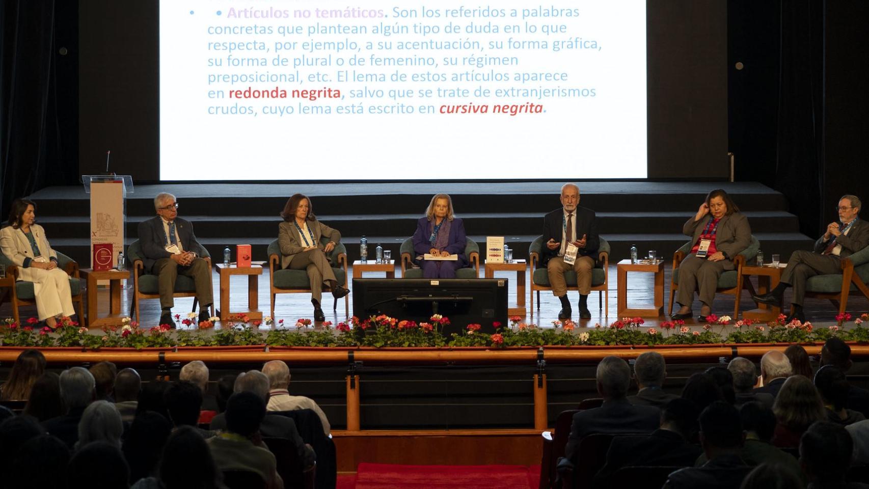 La RAE presenta sus últimas obras y algunas novedades en los trabajos académicos en el X Congreso Internacional de la Lengua Española (CILE) de Arequipa (Perú). Foto: RAE