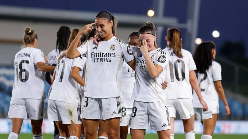 Maëlle Lakrar celebra un gol con el Real Madrid femenino en la temporada 2025/2026.