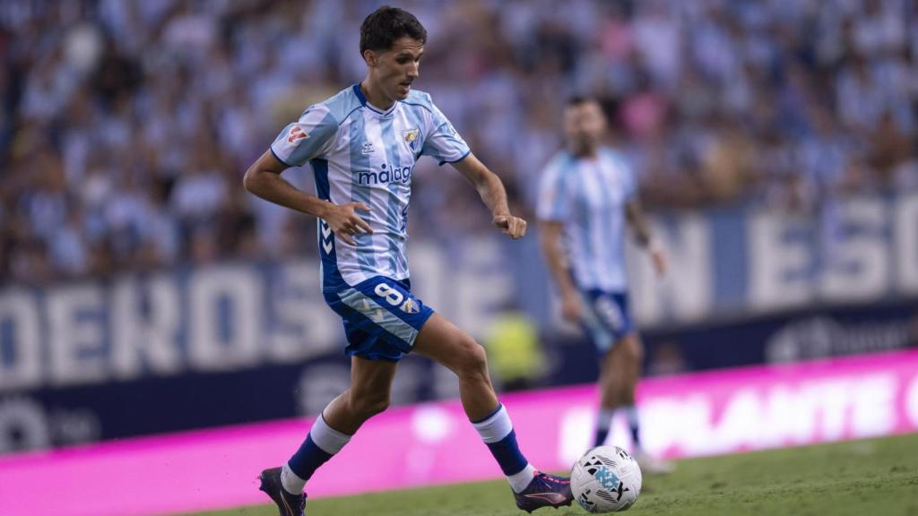 Juanpe durante un partido en La Rosaleda contra el Málaga
