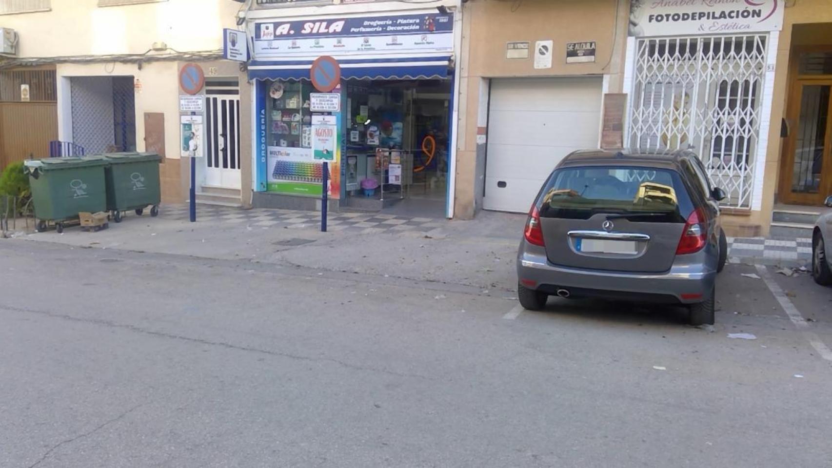 Imagen del punto de venta de Tobarra en el que ha sido vendido el primer premio de la Lotería Nacional.