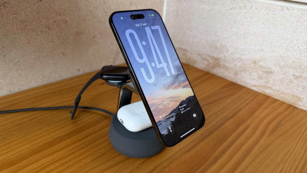 Belkin UltraCharge Pro.