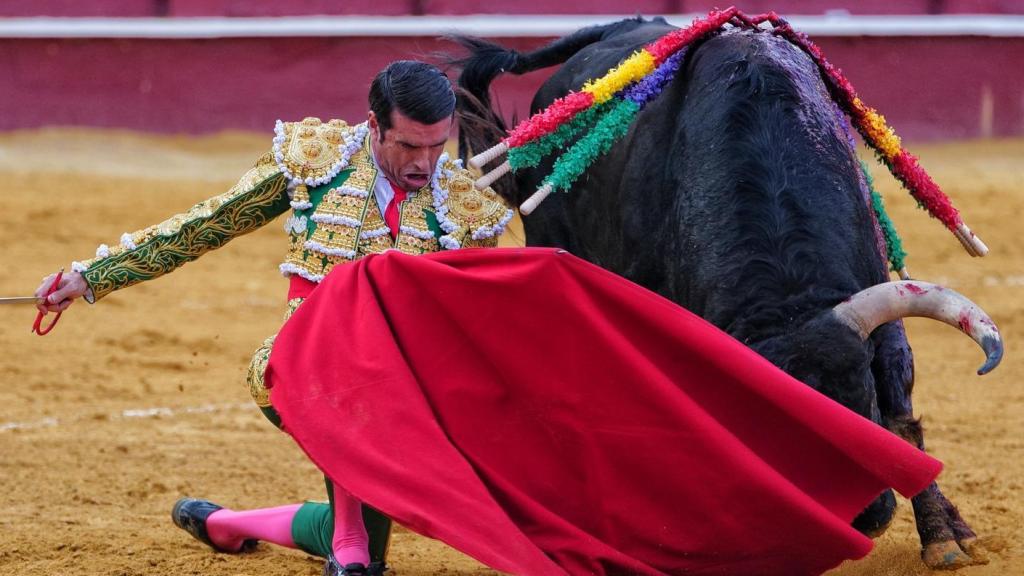 Imagen de la corrida de toros del pasado 21 de agosto en Málaga, protagonizada por Emilio de Justo y Fortes.