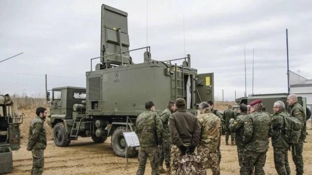 Radar contrabatería Arthur del Ejército de Tierra