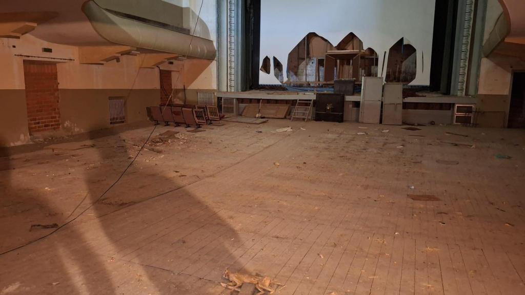 La limpieza del histórico Cine Imperial de Toro