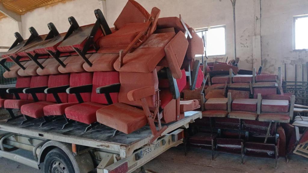 La retirada de las butacas del cine