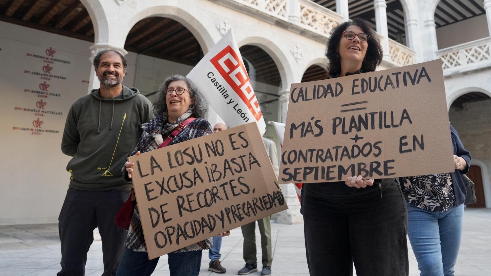 Manifestación de los docentes de la Universidad de Valladolid por sus condiciones laborales
