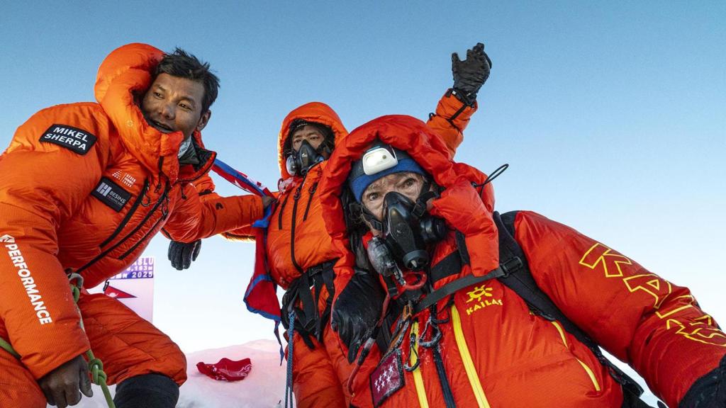 Carlos Soria, la persona de mayor edad en coronar un ochomil
