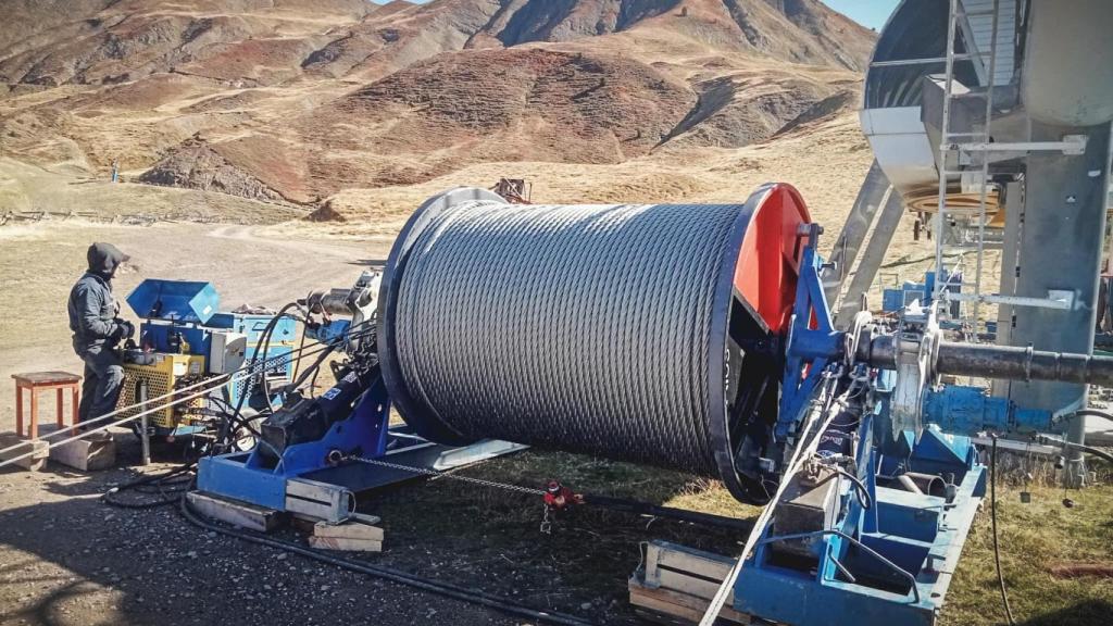 Nuevo cable tractor de la telesilla de Astún