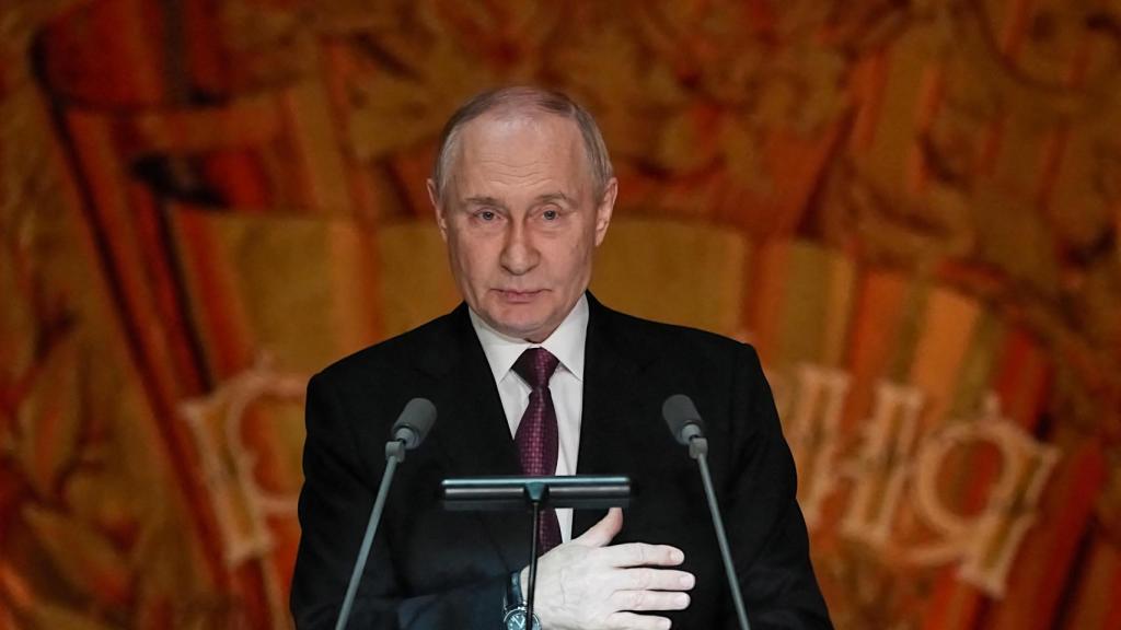 Vladímir Putin, durante la celebración del 20.º aniversario de la cadena estatal rusa RT en el Teatro Bolshói de Moscú.