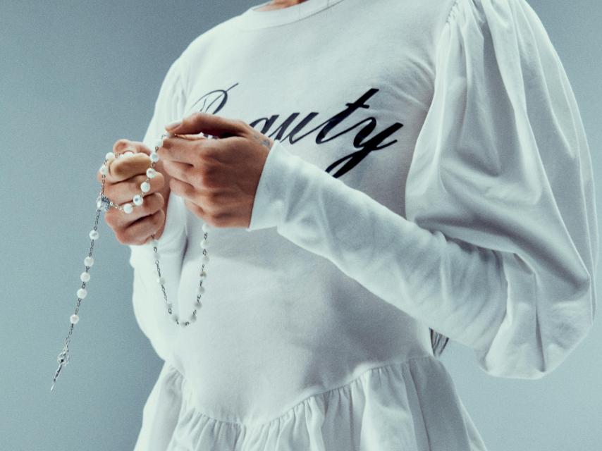 Fotografía de la campaña promocional de 'Un castigo', primer tema del disco que lanzó junto a Jesse Baez.