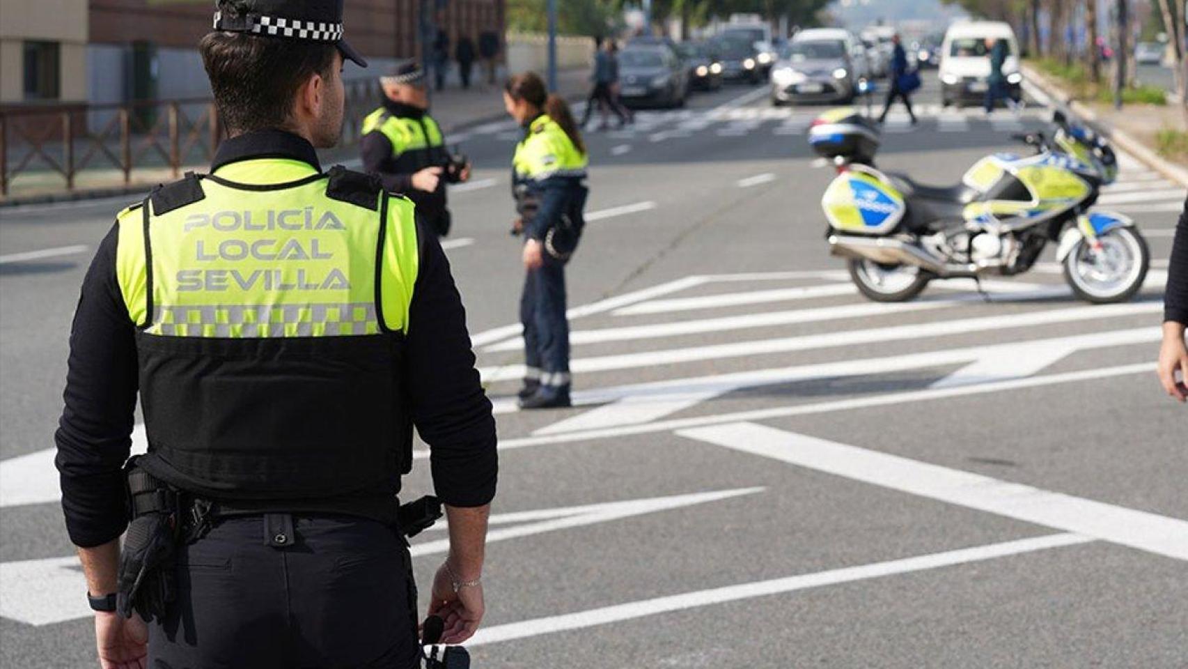 Agentes de la Policía Local de Sevilla.