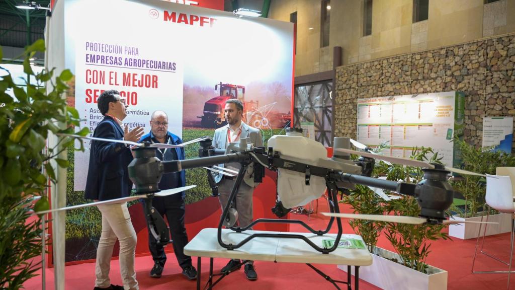 Dron que monitoriza explotaciones presentado en la última edición de Expo AgriTech.