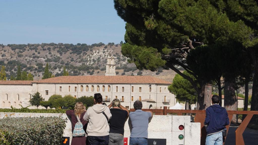 Expectación ante la boda de Stella del Carmen