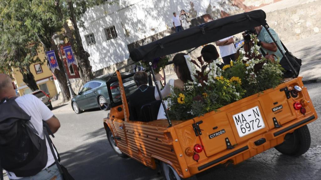 La boda de Alberto Herrera y Blanca Llandres se ha celebrado en la localidad gaditana de Sanlúcar de Barrameda.