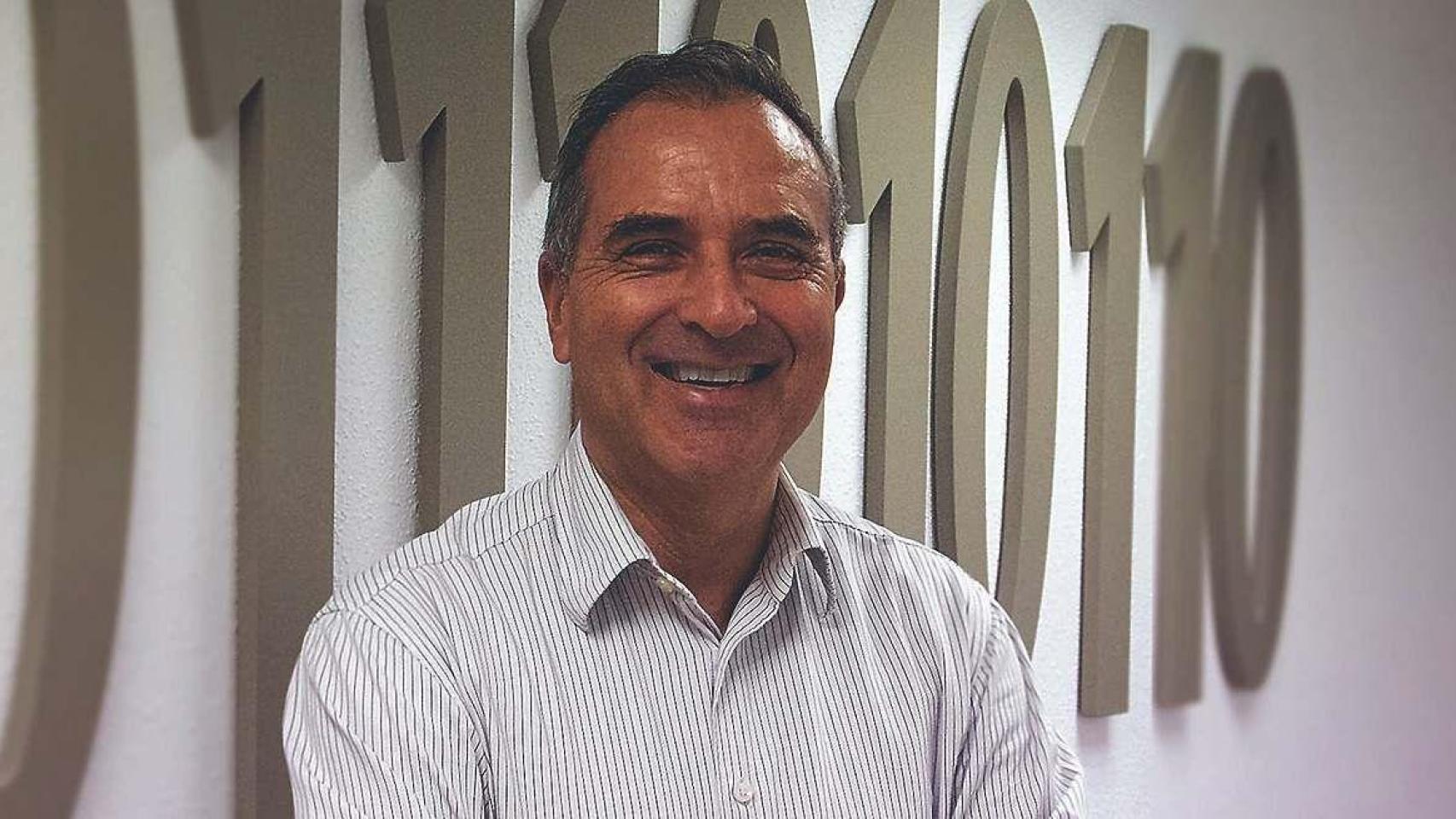 José Enrique Devesa. EE