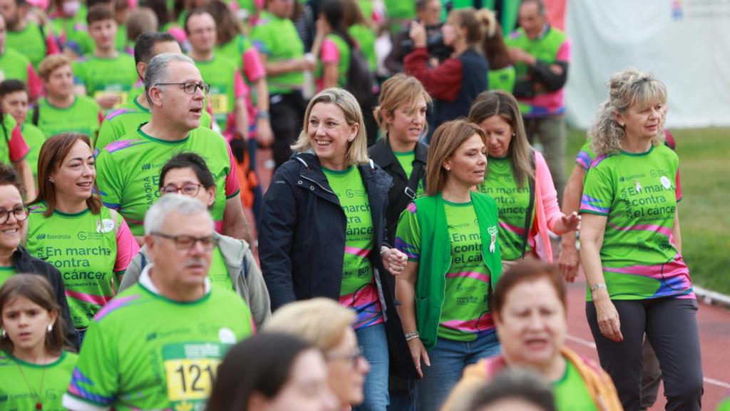 La vicepresidenta y consejera de Familia e Igualdad de Oportunidades de la Junta de Castilla y León, Isabel Blanco, durante su participación en la XVII Carrera Mucho x Vivir, organizada por la delegación zamorana de la Asociación Española Contra el Cáncer, este domingo en Zamora