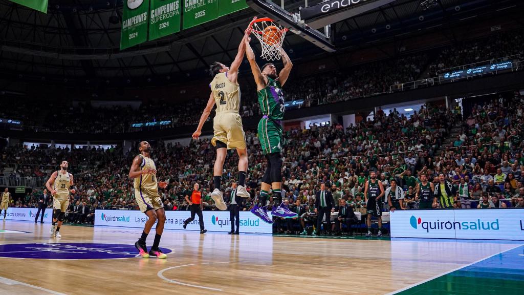 Chris Duarte durante el Unicaja vs. FC Barcelona