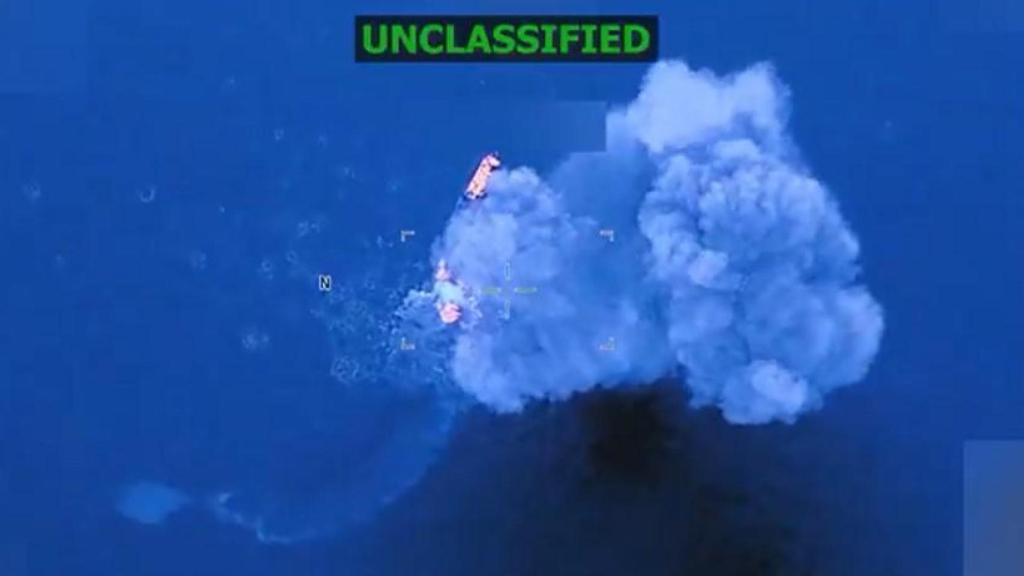 Momento en el que EEUU ataca una narcolancha de las guerrillas del Ejército de Liberación Nacional (ELN) de Colombia.