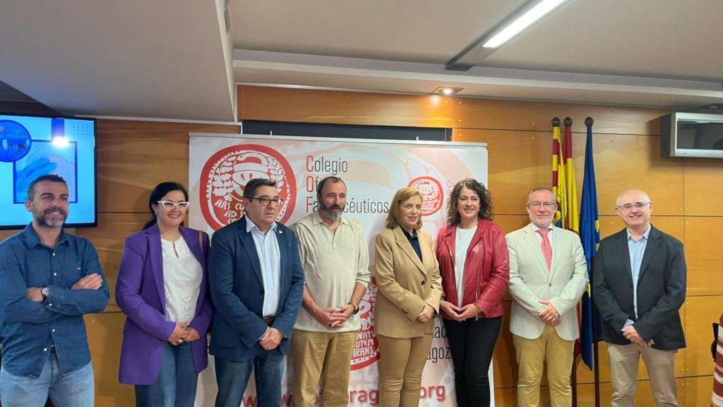 Altos cargos en el Colegio de Farmaceúticos.