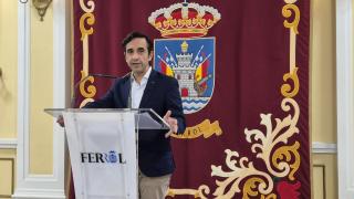 El alcalde de Ferrol, José Manuel Rey Varela,  en rueda de prensa.
