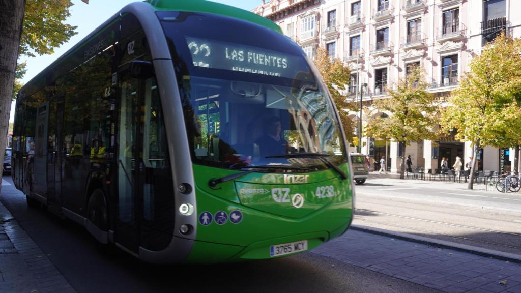 Un autobús de Zaragoza, en imagen de archivo.