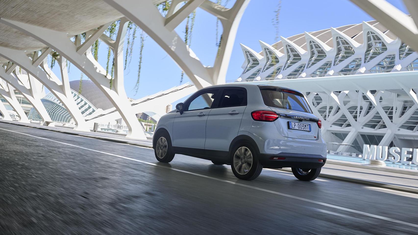 Juan mencionó que este modelo marcará un antes y un después en la percepción de los coches eléctricos de bajo coste.