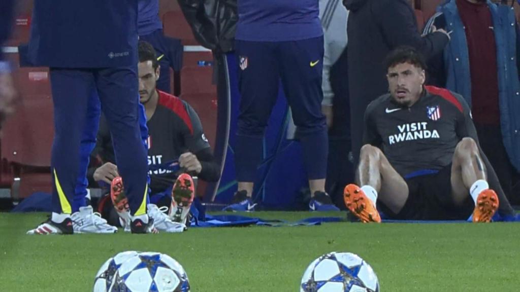 Entrenamiento del Atlético de Madrid en el Emirates Stadium